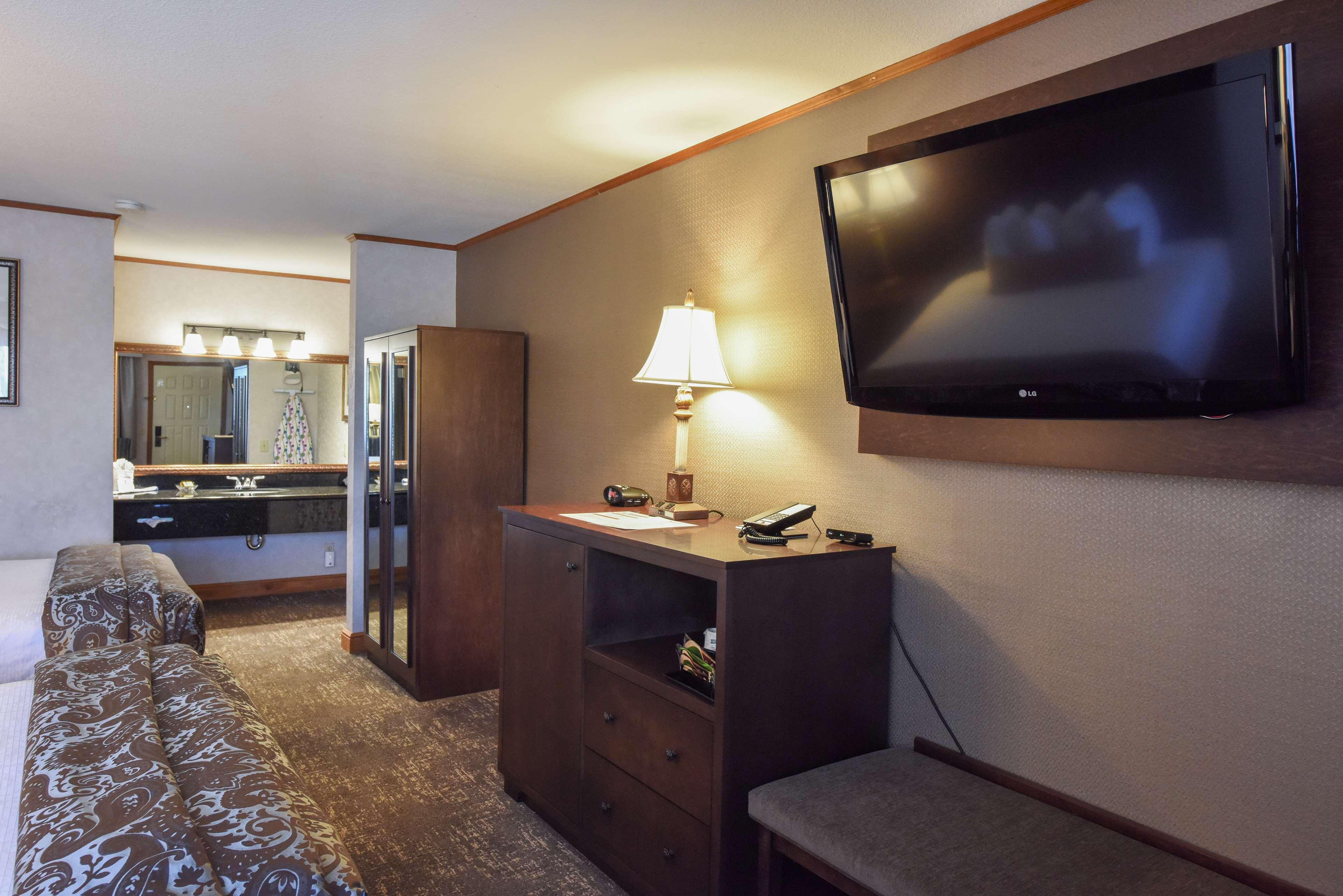 Best Western Plus Dockside Waterfront Inn Mackinaw City Eksteriør billede