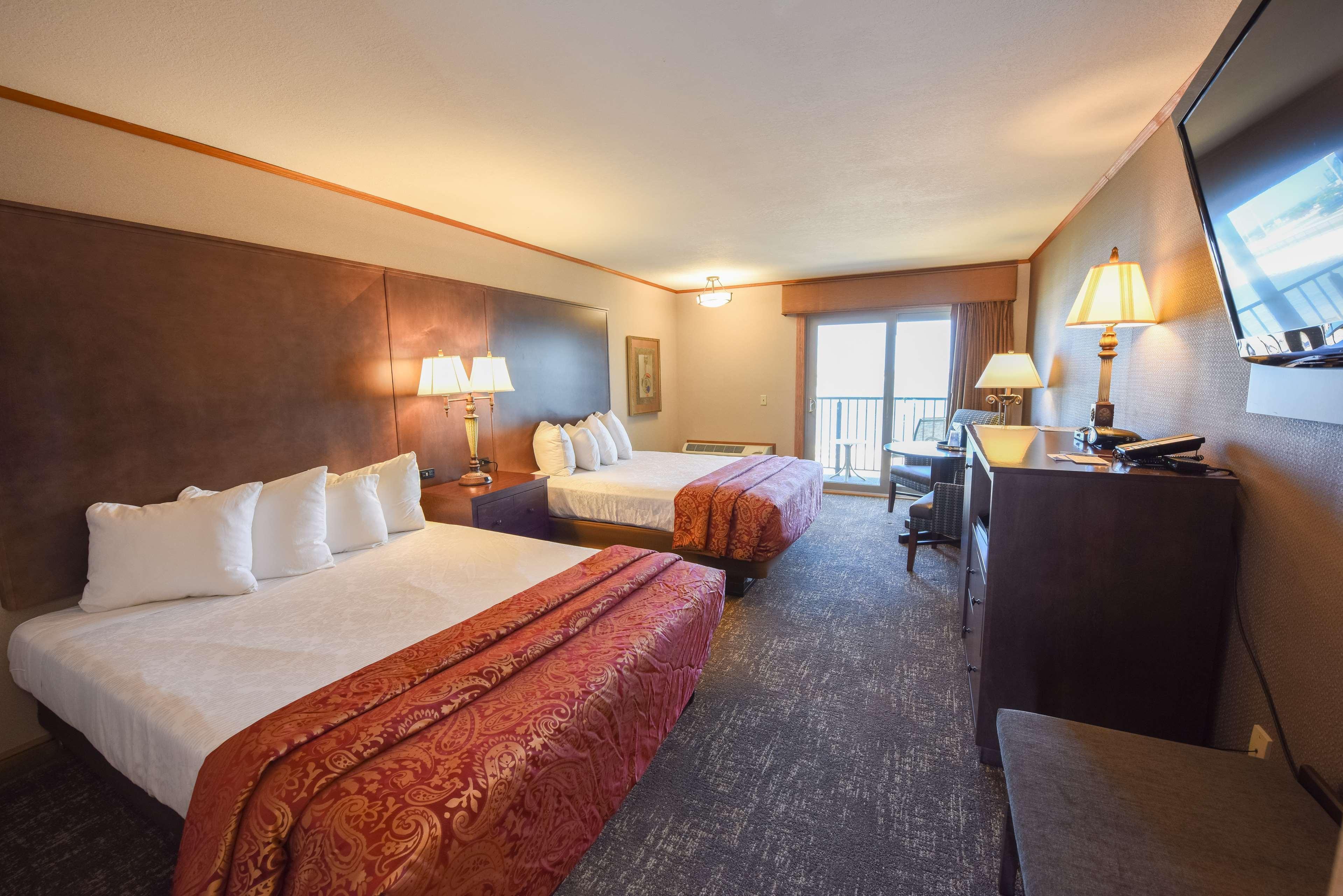 Best Western Plus Dockside Waterfront Inn Mackinaw City Eksteriør billede