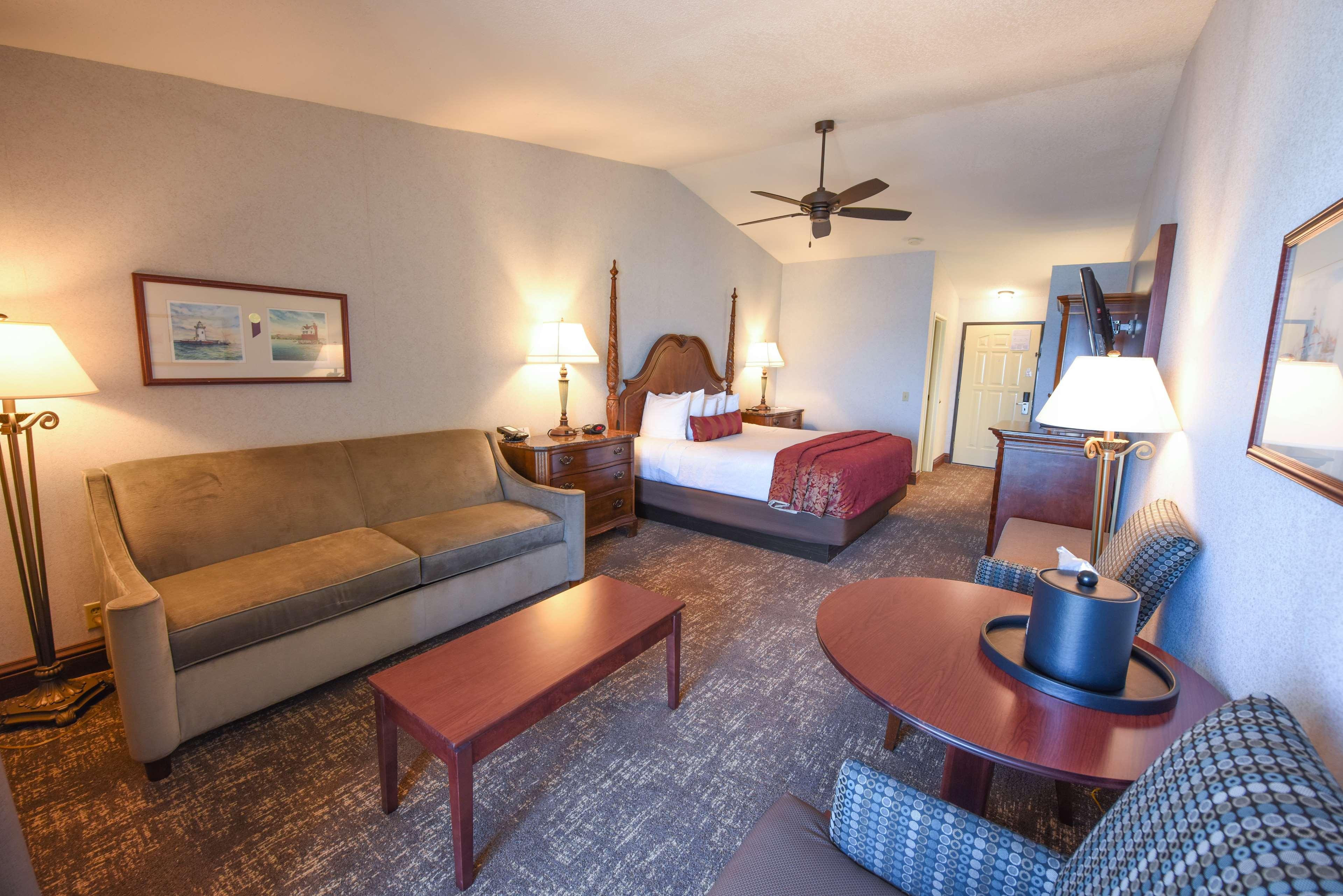 Best Western Plus Dockside Waterfront Inn Mackinaw City Eksteriør billede