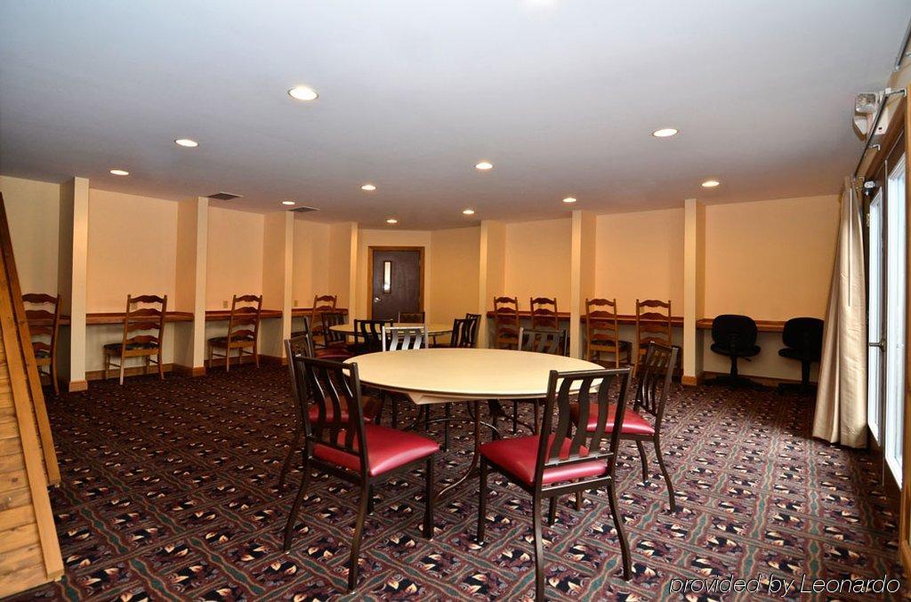 Best Western Plus Dockside Waterfront Inn Mackinaw City Eksteriør billede