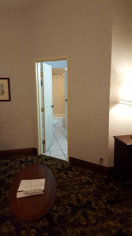Best Western Plus Dockside Waterfront Inn Mackinaw City Eksteriør billede