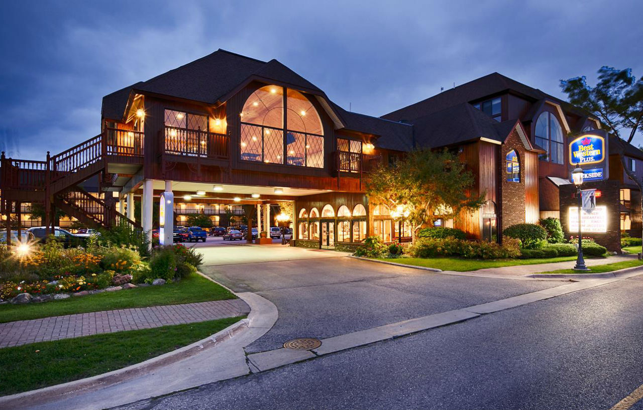 Best Western Plus Dockside Waterfront Inn Mackinaw City Eksteriør billede